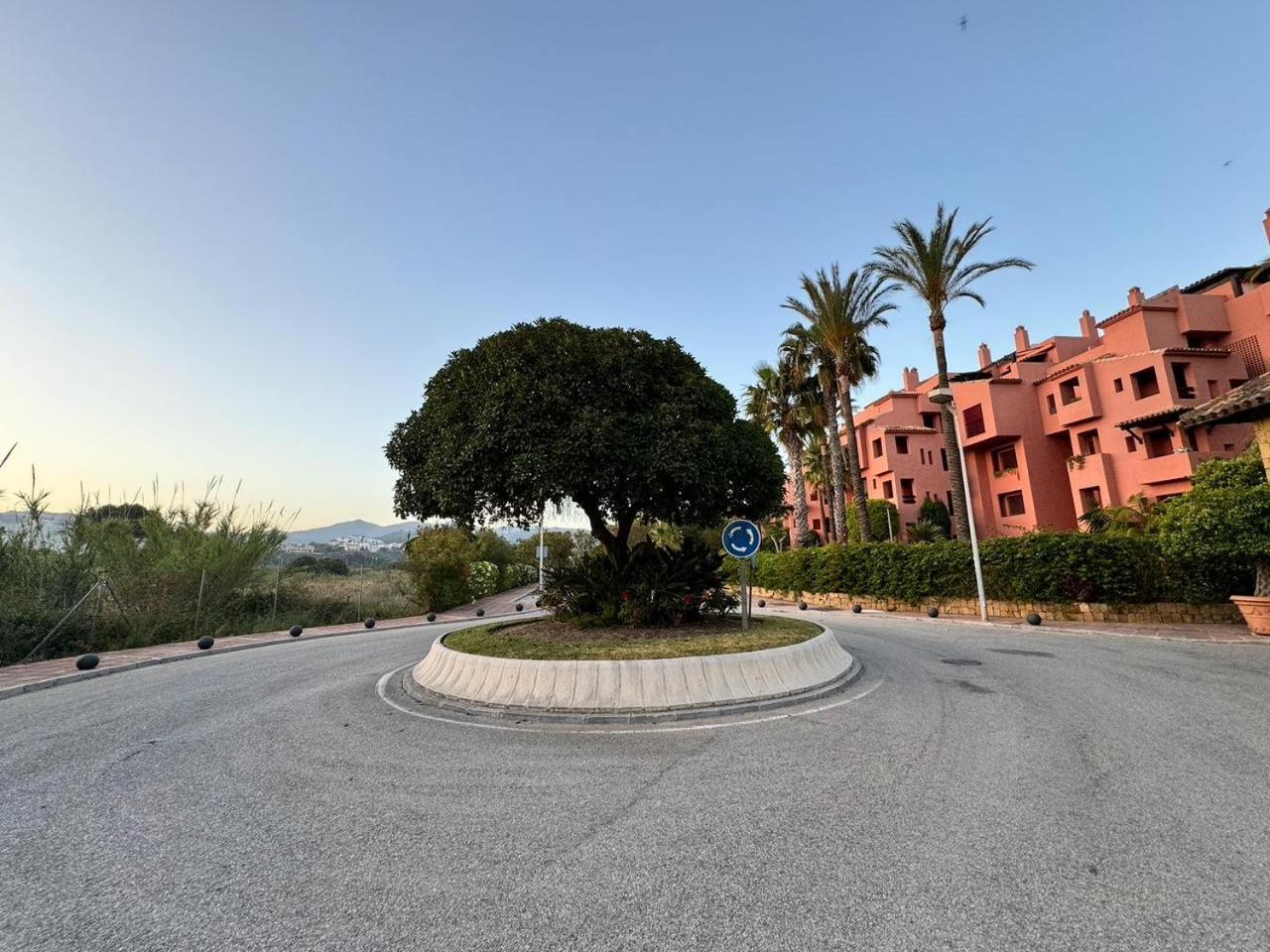 Marbella Bliss 2 Min To Alicate Beach And Pool In Residence 외부 사진
