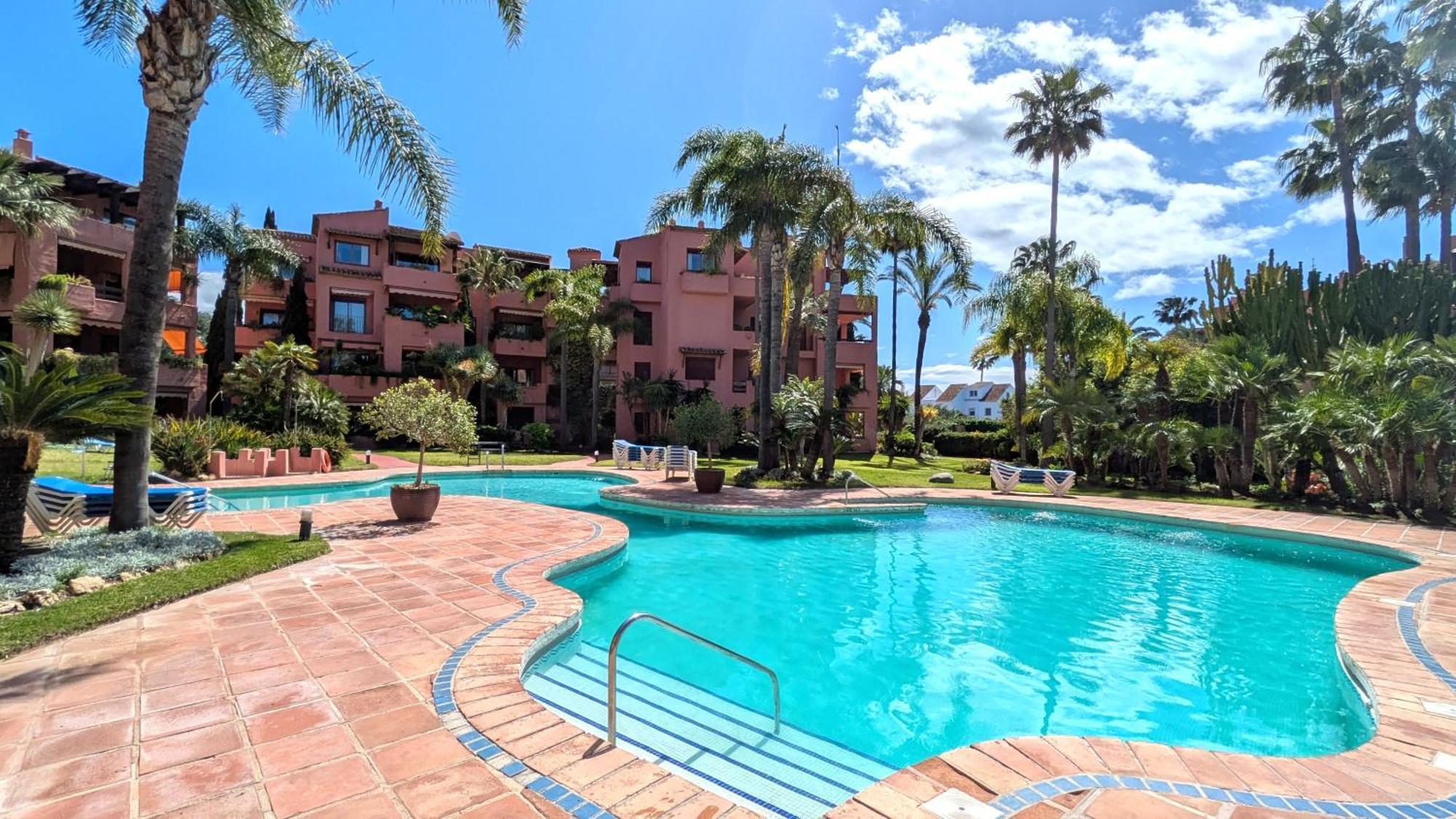Marbella Bliss 2 Min To Alicate Beach And Pool In Residence 외부 사진
